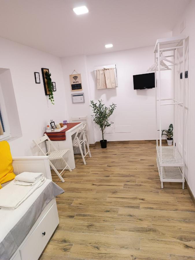 Touch&Go - Stanza Privata Con Servizi Ciampino Exterior photo
