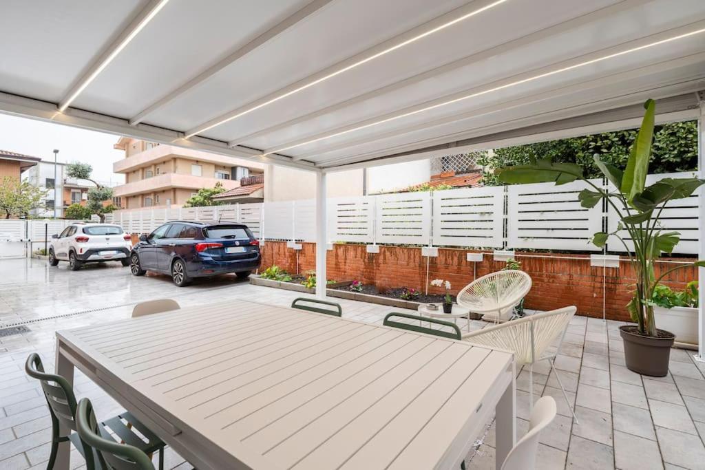 Touch&Go - Stanza Privata Con Servizi Ciampino Exterior photo